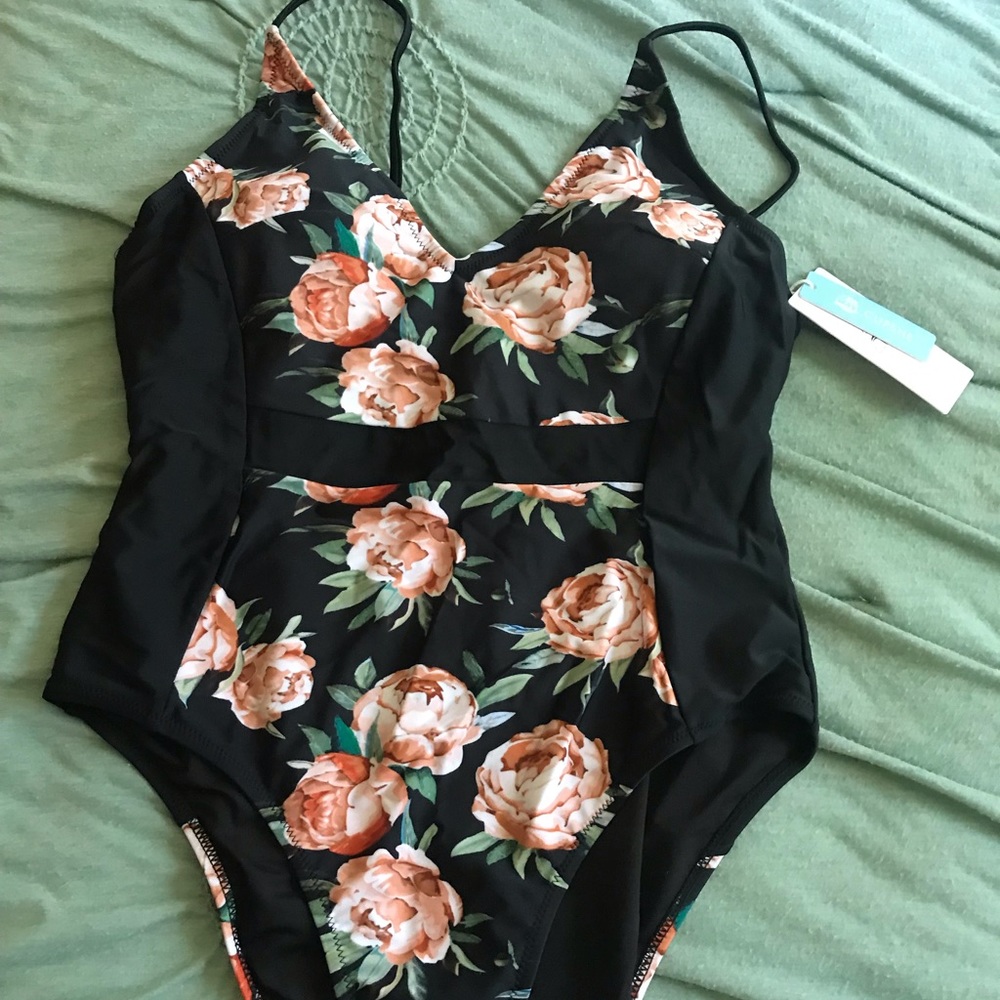 Cupshe One Piece bathing suit